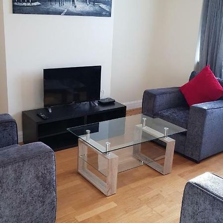 Elegant And Spacious 2 Bedroom Barnet Ngoại thất bức ảnh