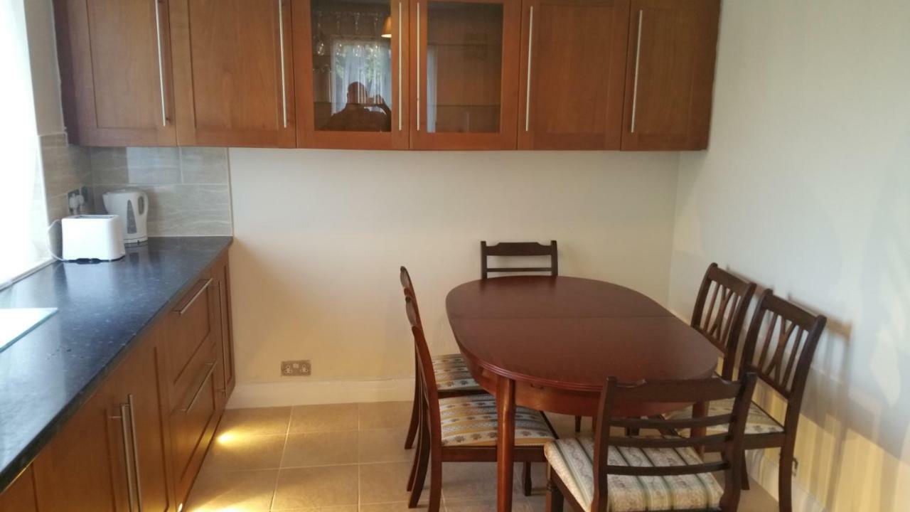 Elegant And Spacious 2 Bedroom Barnet Ngoại thất bức ảnh