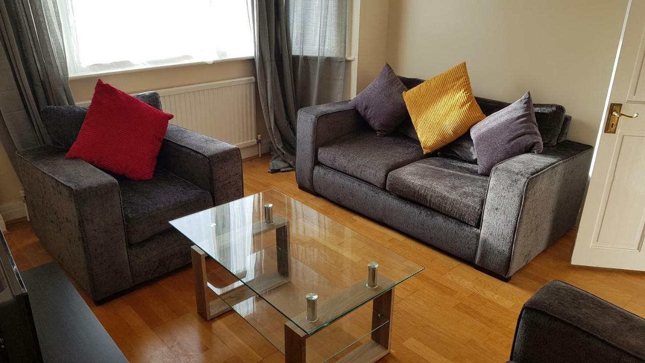 Elegant And Spacious 2 Bedroom Barnet Ngoại thất bức ảnh