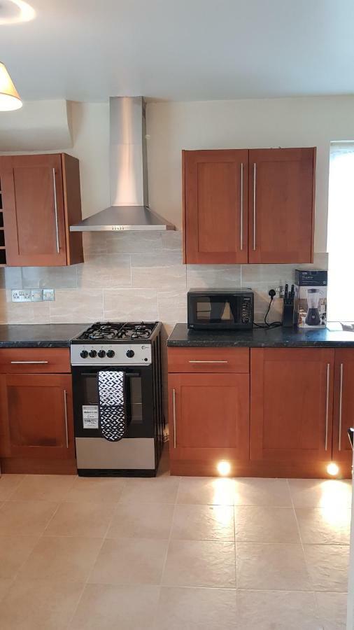Elegant And Spacious 2 Bedroom Barnet Ngoại thất bức ảnh