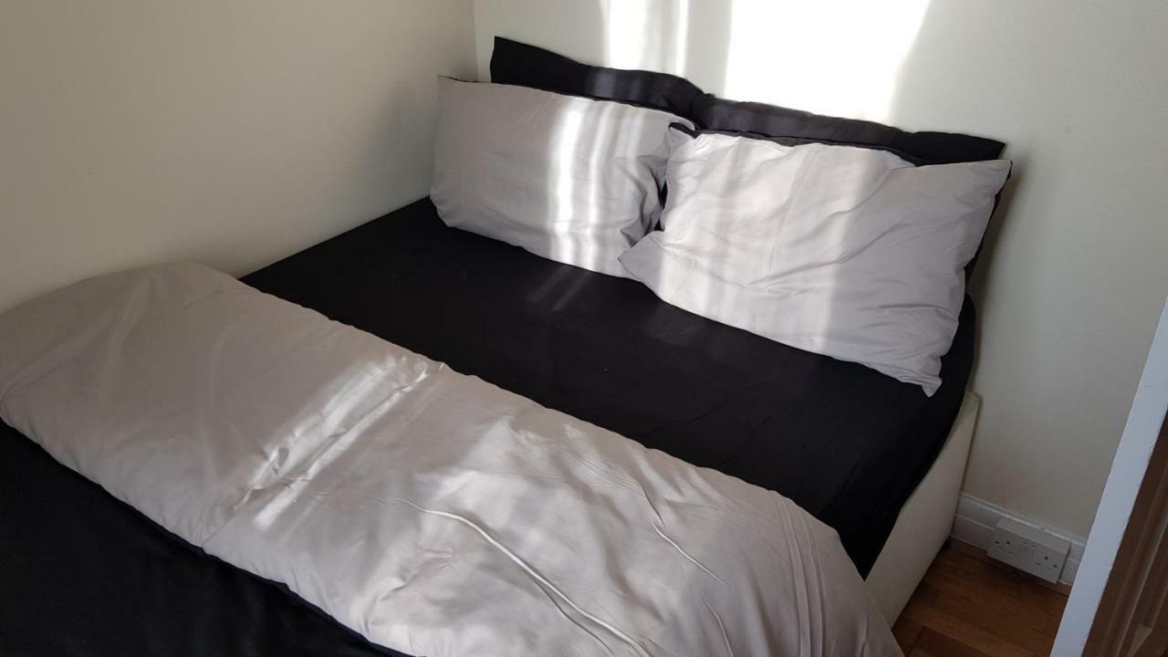 Elegant And Spacious 2 Bedroom Barnet Ngoại thất bức ảnh