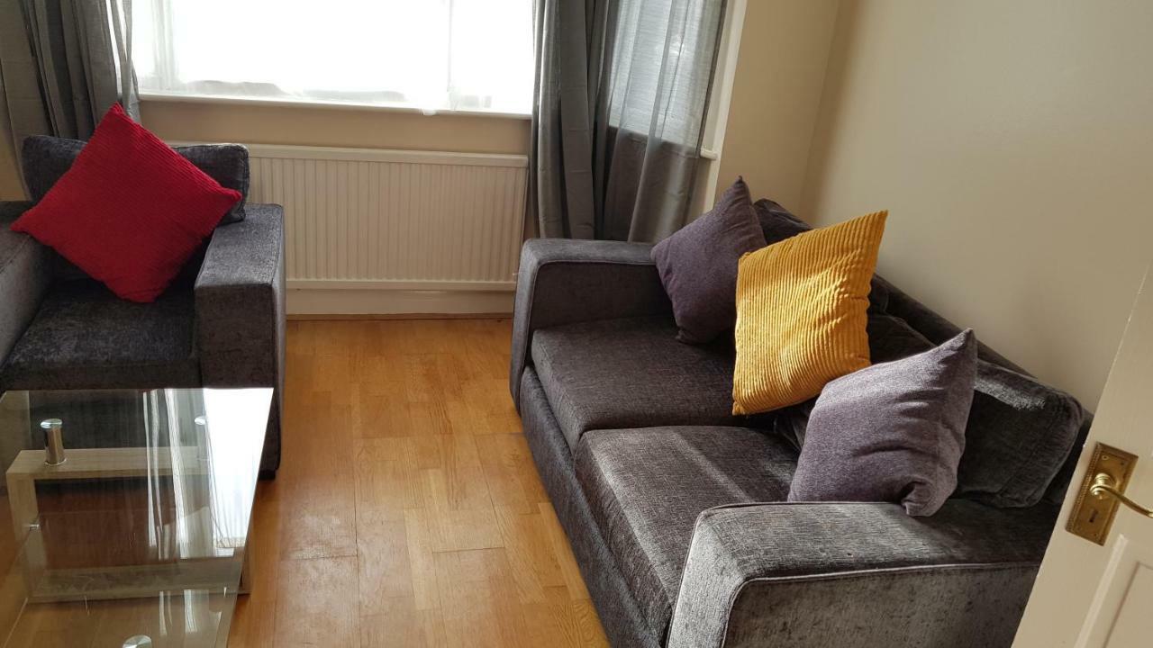 Elegant And Spacious 2 Bedroom Barnet Ngoại thất bức ảnh
