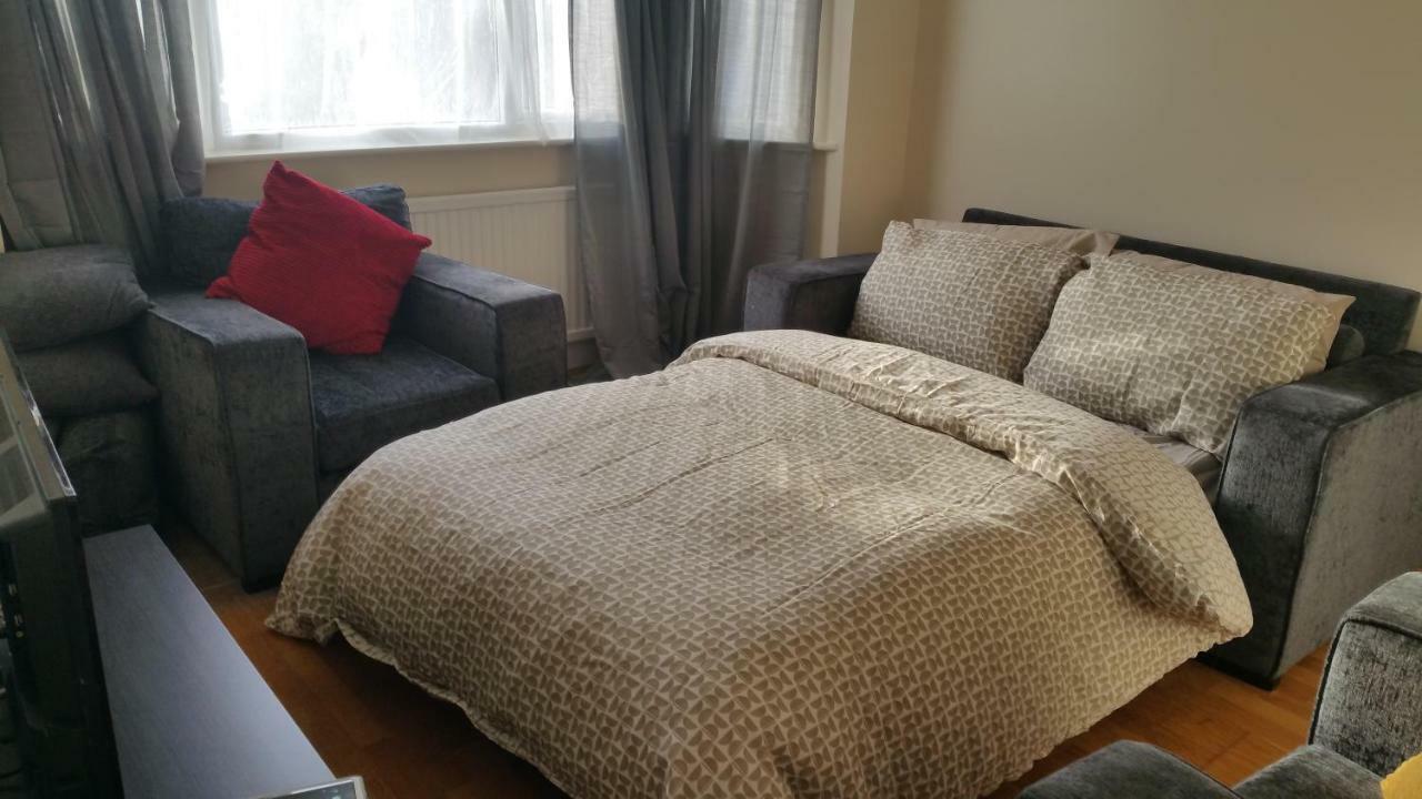 Elegant And Spacious 2 Bedroom Barnet Ngoại thất bức ảnh